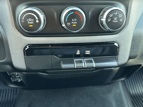 Used 2021 RAM 1500 Big Horn image 19