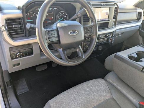 Certified 2025 Ford F250 XLT w/ FX4 Off-Road Package image 10