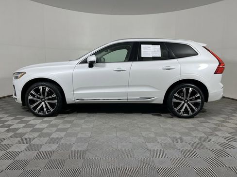 Certified 2023 Volvo XC60 B5 Ultimate w/ Protection Package Premier image 7