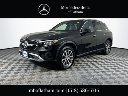 Certified 2026 Mercedes-Benz GLC 300 4MATIC image 1