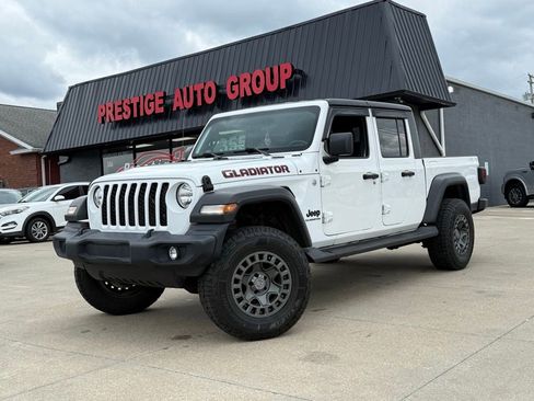 Used 2020 Jeep Gladiator Sport w/ Quick Order Package 24S AWD/4WD image 19
