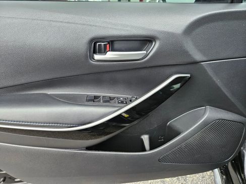 Used 2021 Toyota Corolla XSE w/ Carpet Mat Package (TMS) image 10