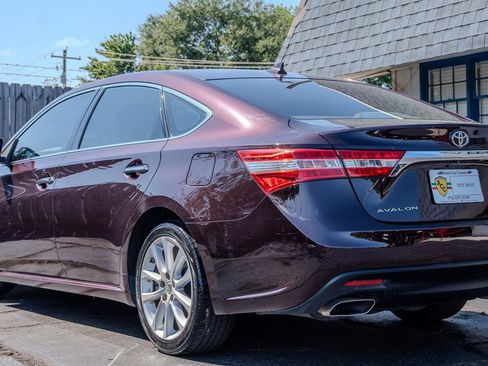 Used 2013 Toyota Avalon Limited image 3