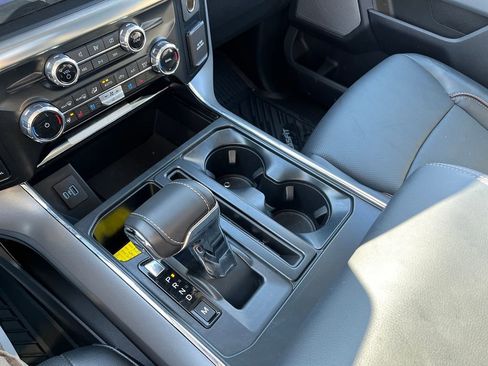 Used 2023 Ford F150 Lariat w/ Trailer Tow Package image 25