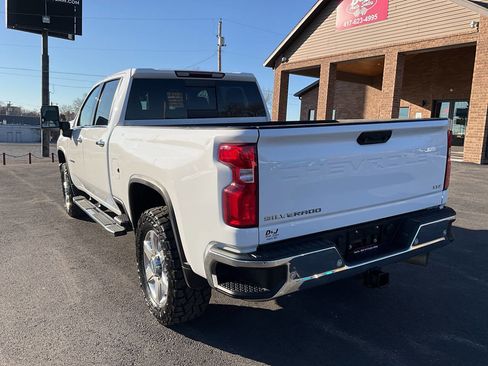Used 2020 Chevrolet Silverado 2500 LTZ w/ LTZ Plus Package image 3