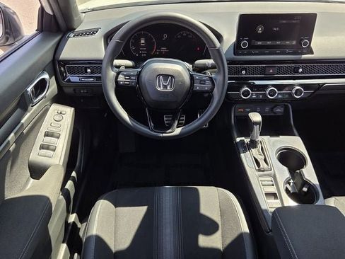 Used 2025 Honda Civic Sport image 12