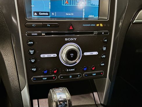 Used 2018 Ford Explorer Sport w/ Equipment Group 401A image 24