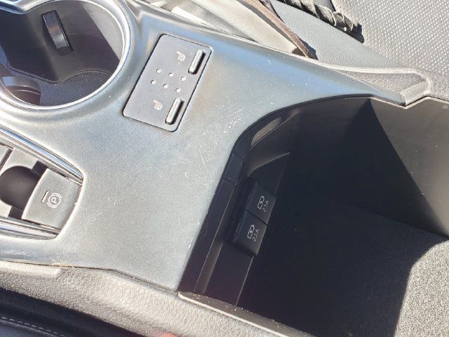 Certified 2019 Toyota Camry XSE FWD image 27
