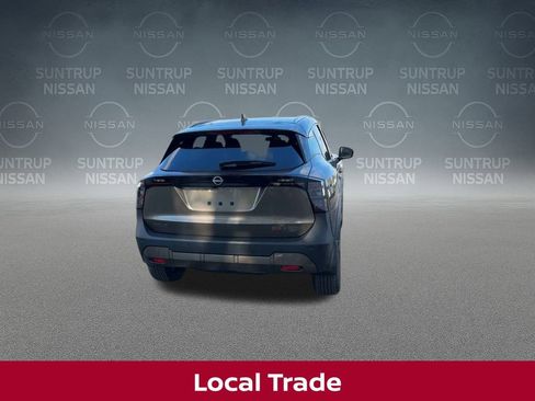 Certified 2025 Nissan Kicks SR image 9