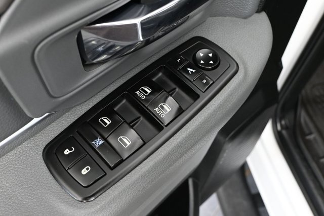Used 2017 RAM 1500 Big Horn AWD/4WD image 14