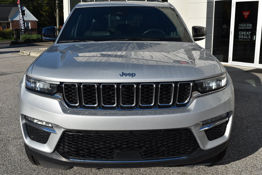 Used 2024 Jeep Grand Cherokee Limited 4xe AWD/4WD image 3