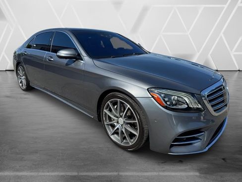Used 2019 Mercedes-Benz S 560 Sedan image 4