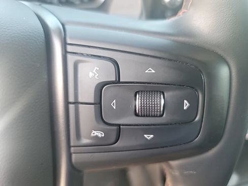 Used 2025 GMC Sierra 1500 AT4 w/ AT4 Premium Package AWD/4WD image 30