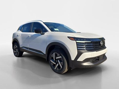 New 2026 Nissan Kicks SV image 8