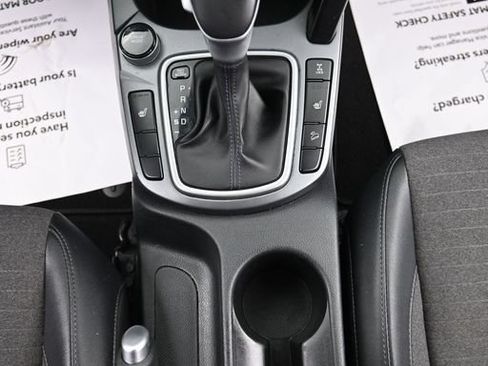 Used 2021 Kia Seltos S AWD/4WD image 23