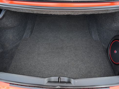 Used 2017 Dodge Charger R/T RWD image 29