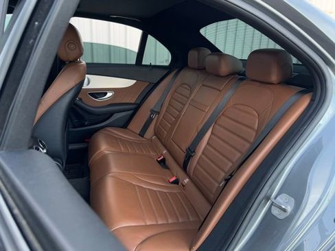 Used 2021 Mercedes-Benz C 300 Sedan image 4