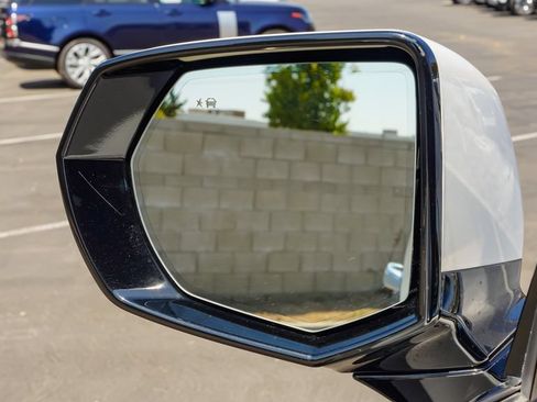 Used 2023 Cadillac Escalade ESV Premium Luxury RWD image 14