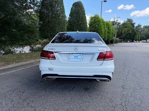 Used 2014 Mercedes-Benz E 350 4MATIC Sedan w/ Premium 1 Package image 11