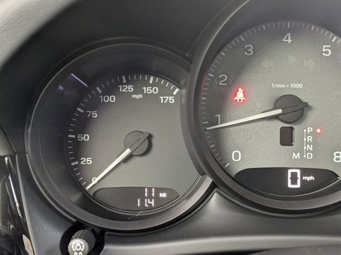 New 2026 Porsche Macan S image 17