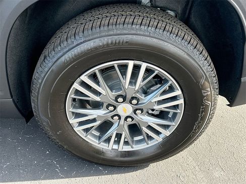 New 2026 Chevrolet Traverse LT w/ Driver Confidence Package image 20