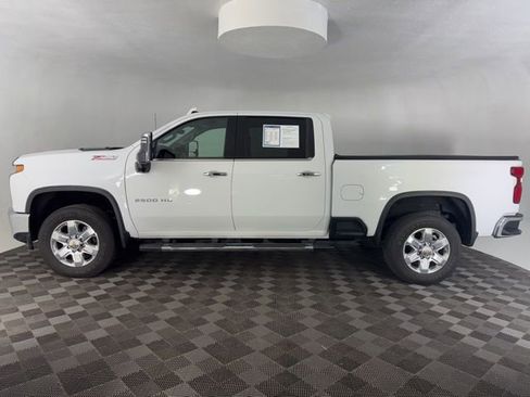 Used 2021 Chevrolet Silverado 2500 LTZ w/ LTZ Premium Package image 10