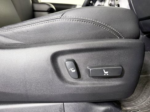 Used 2014 Toyota 4Runner SR5 RWD image 47