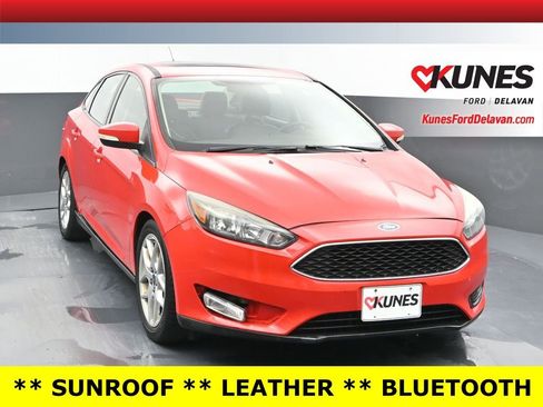 Used 2015 Ford Focus SE w/ Equipment Group 201A FWD image 1