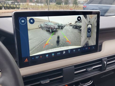 Certified 2023 Lincoln Corsair Reserve image 17