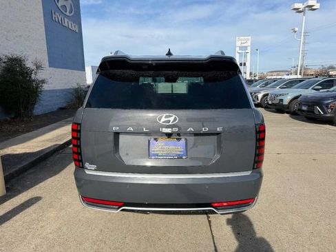 New 2026 Hyundai Palisade Calligraphy FWD image 4