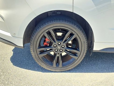 Used 2020 Ford Edge ST w/ Equipment Group 401A AWD/4WD image 5