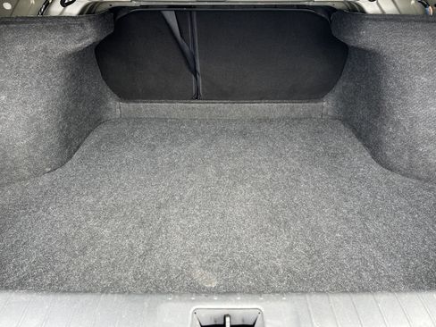 Used 2020 Nissan Sentra SV image 18