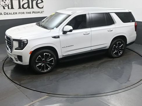Used 2023 GMC Yukon SLT w/ SLT Luxury Package AWD/4WD image 50