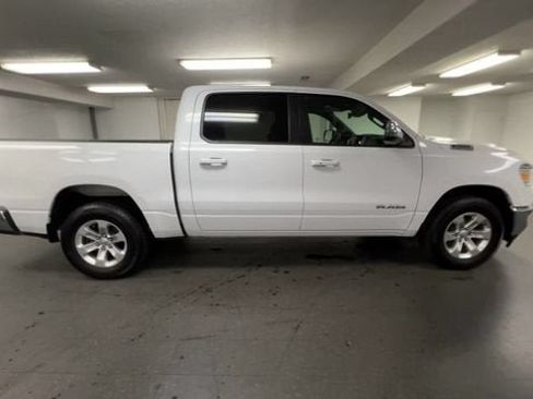 Used 2024 RAM 1500 Laramie AWD/4WD image 9