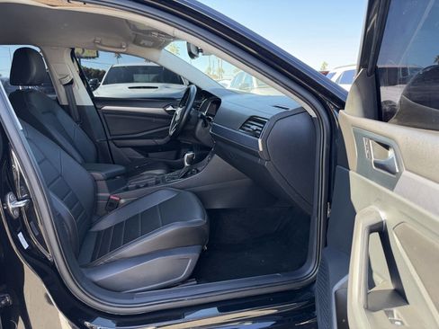 Used 2023 Volkswagen Jetta SE image 26