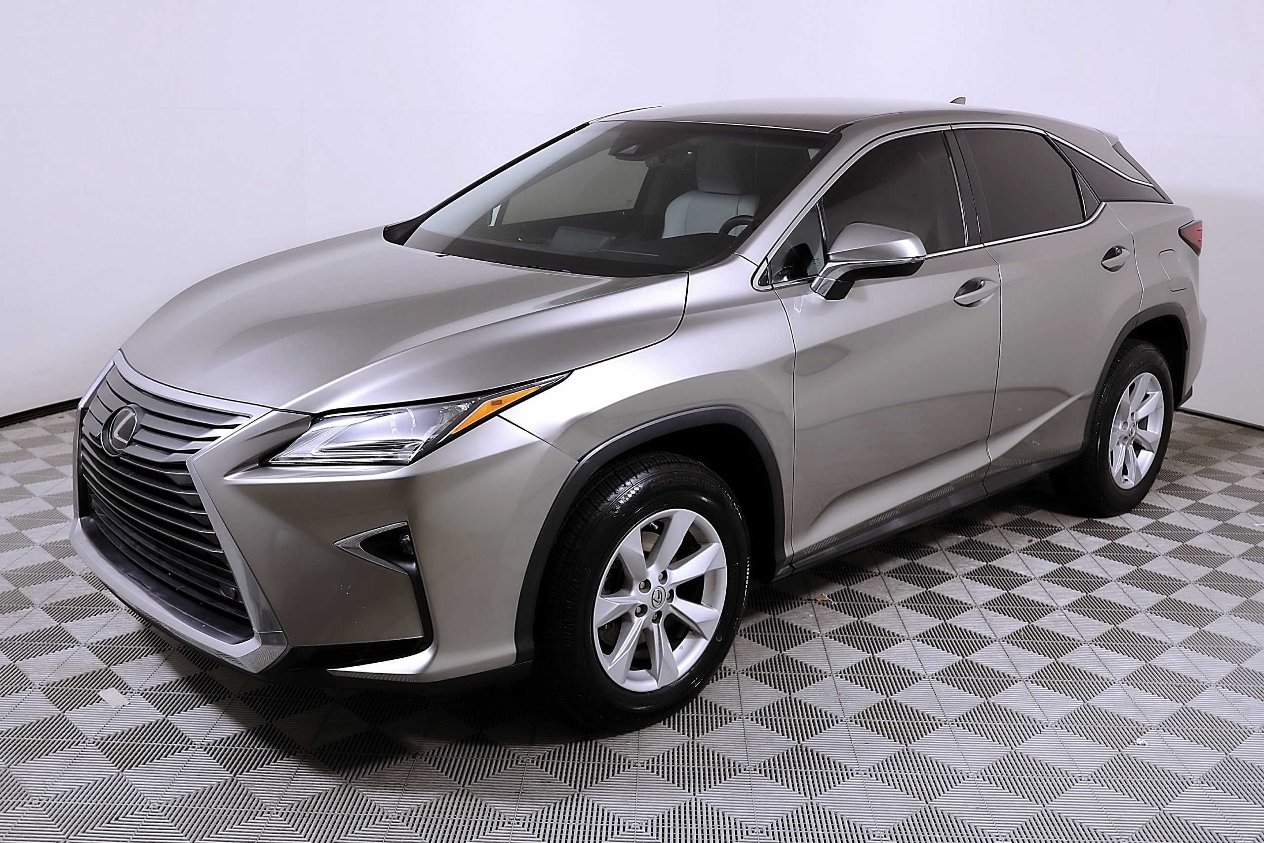 Used 2017 Lexus RX 350 FWD image 3