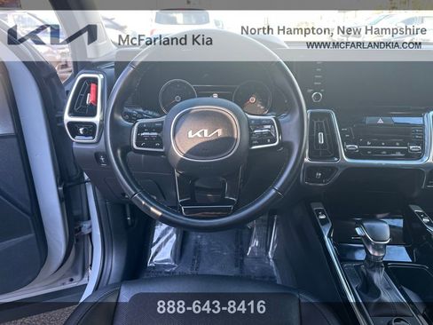 Used 2022 Kia Sorento SX image 15