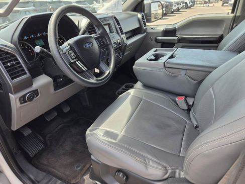 Used 2017 Ford F150 XLT RWD image 14