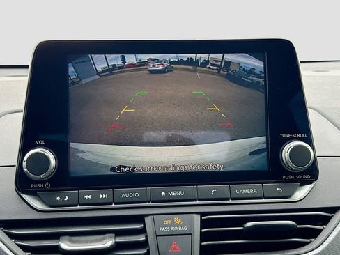 Used 2024 Nissan Altima 2.5 SR image 12