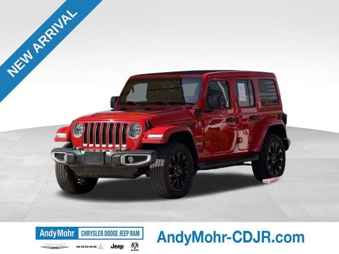 Used 2021 Jeep Wrangler Unlimited Sahara w/ Cold Weather Group AWD/4WD image 4