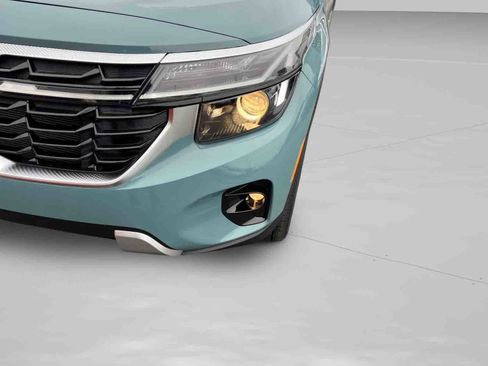 New 2026 Kia Seltos S image 9