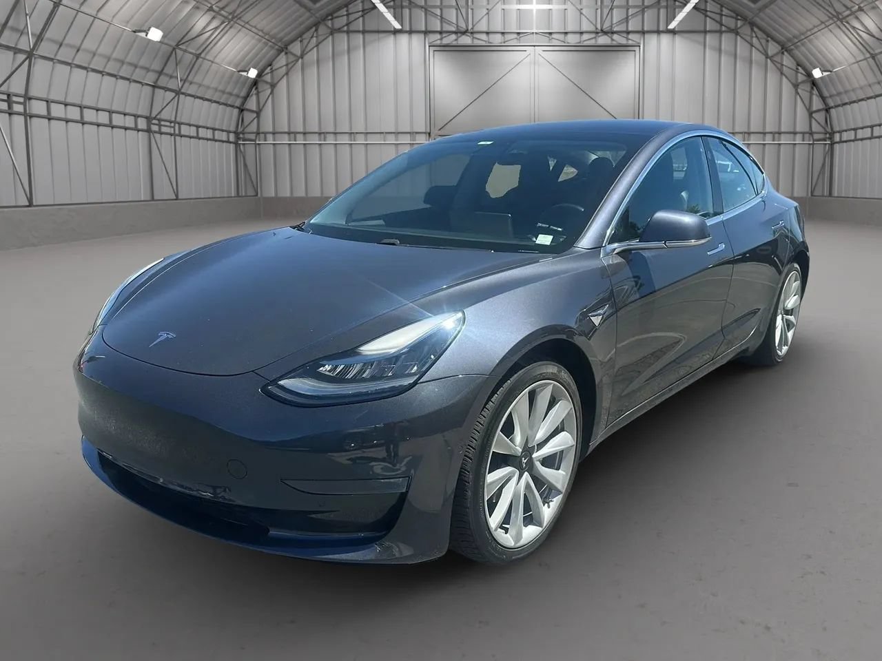 Used 2018 Tesla Model 3 Long Range RWD image 4