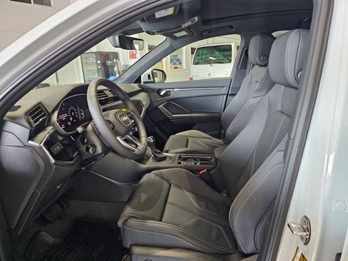 New 2025 Audi Q3 2.0T Premium image 19
