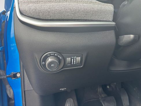Used 2022 Jeep Compass Latitude AWD/4WD image 28