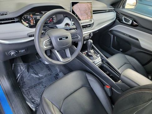 Certified 2023 Jeep Compass Limited AWD/4WD image 19