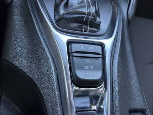 Used 2022 Chevrolet Camaro LT image 31