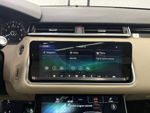 Used 2020 Land Rover Range Rover Velar S AWD/4WD image 30