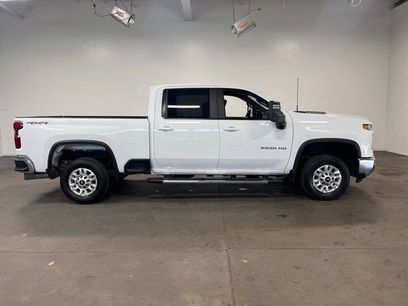 Used 2024 Chevrolet Silverado 2500 LT
