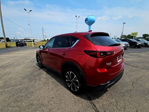 Used 2022 MAZDA CX-5 AWD 2.5 S w/ Premium Package image 2