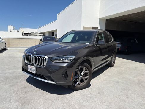 Certified 2024 BMW X3 sDrive30i w/ Convenience Package RWD image 3